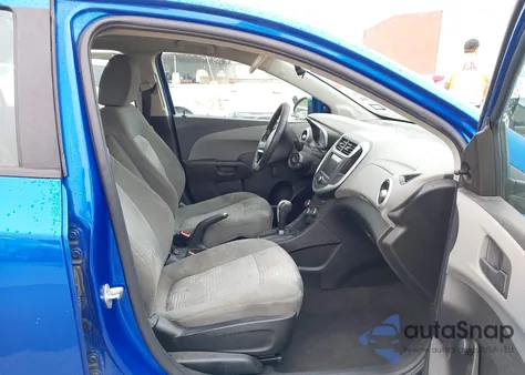 2018 Chevrolet Sonic Ls Auto z USA, uszkodzony, nr VIN 1G1JB5SH7J4136580